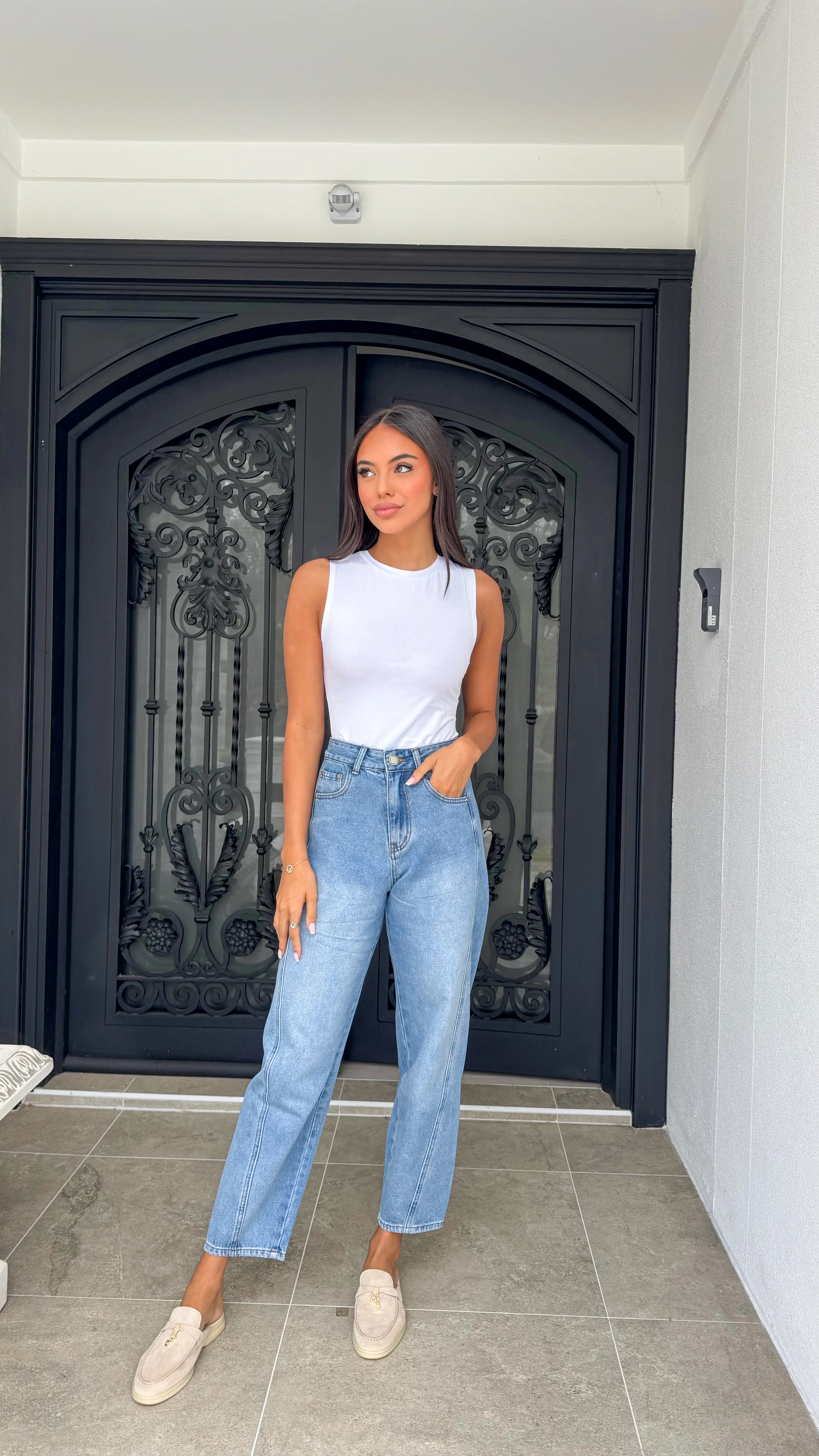 Barrel Jeans - Image 4
