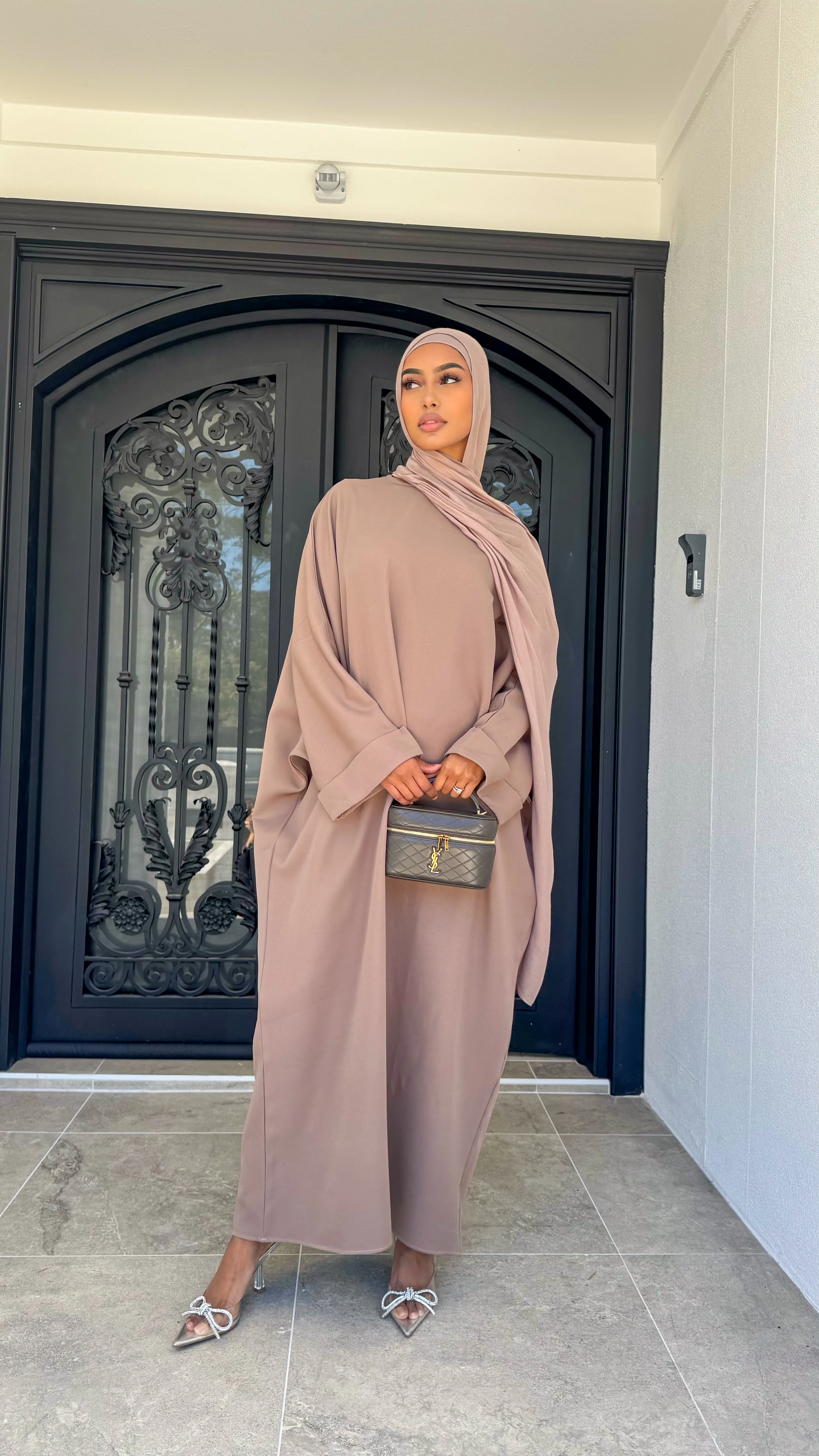 Batwing Abaya - Image 10