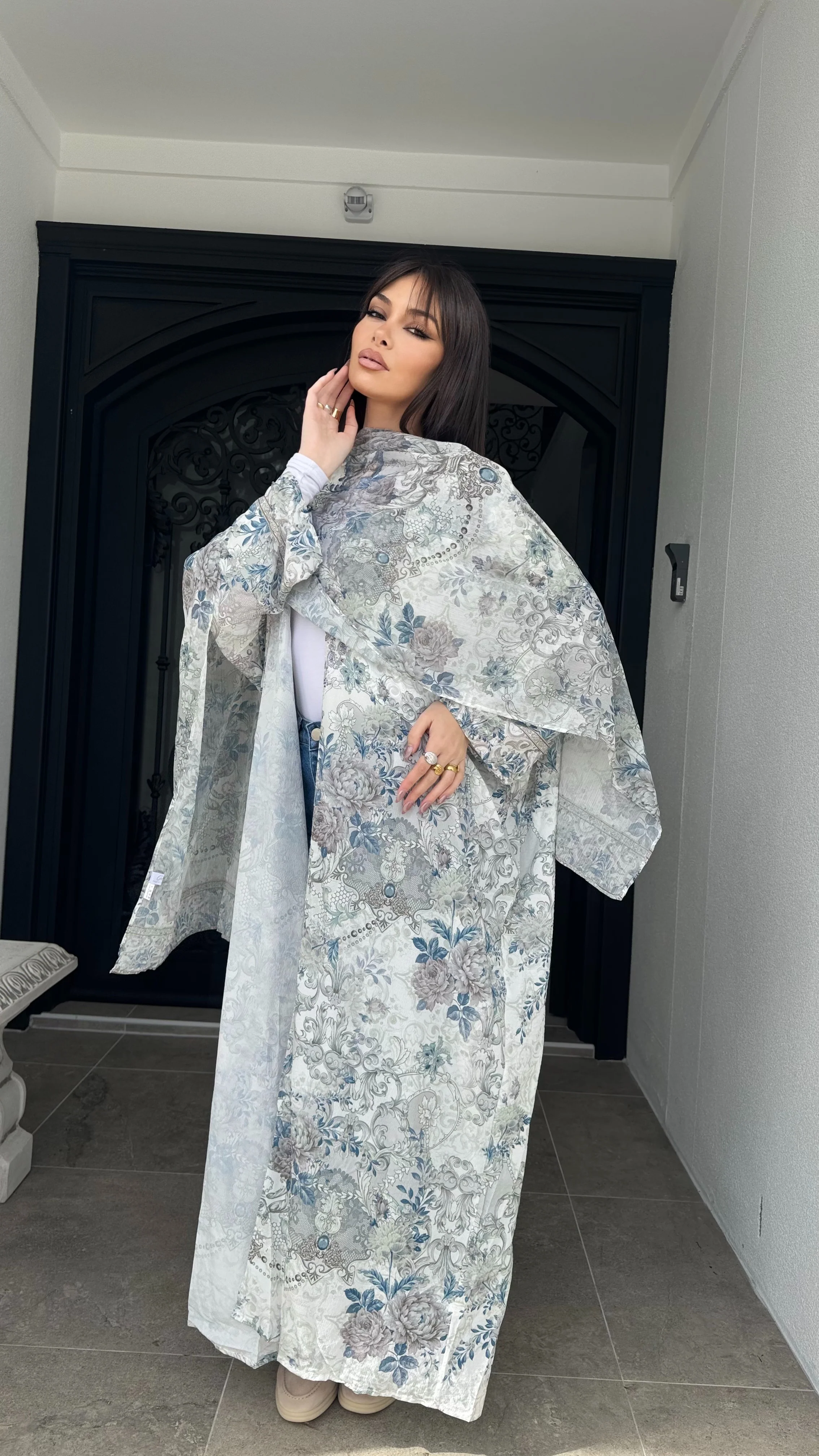 Blue rose Cape - Image 8