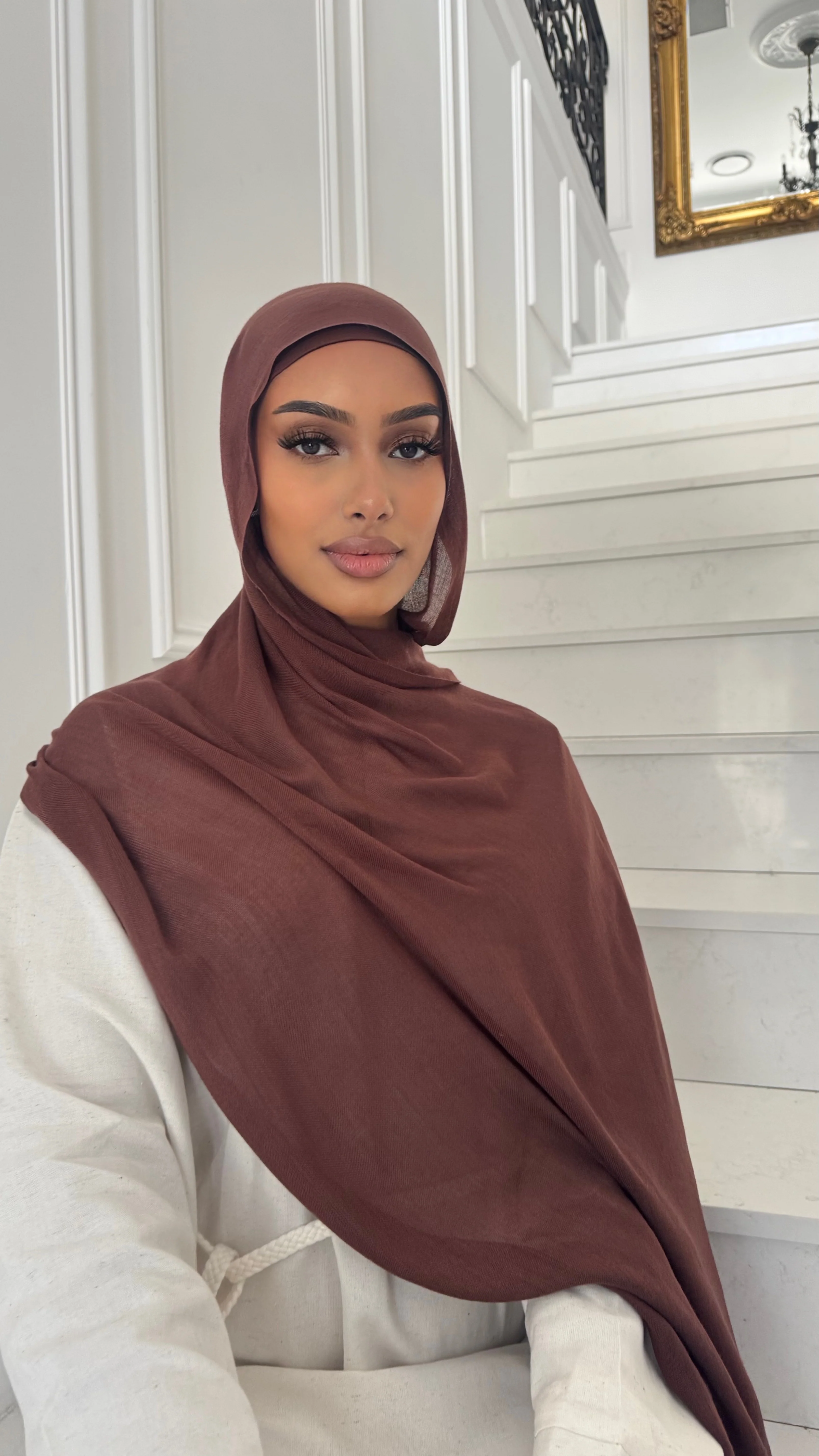 Rumraisin Scarf - Image 2