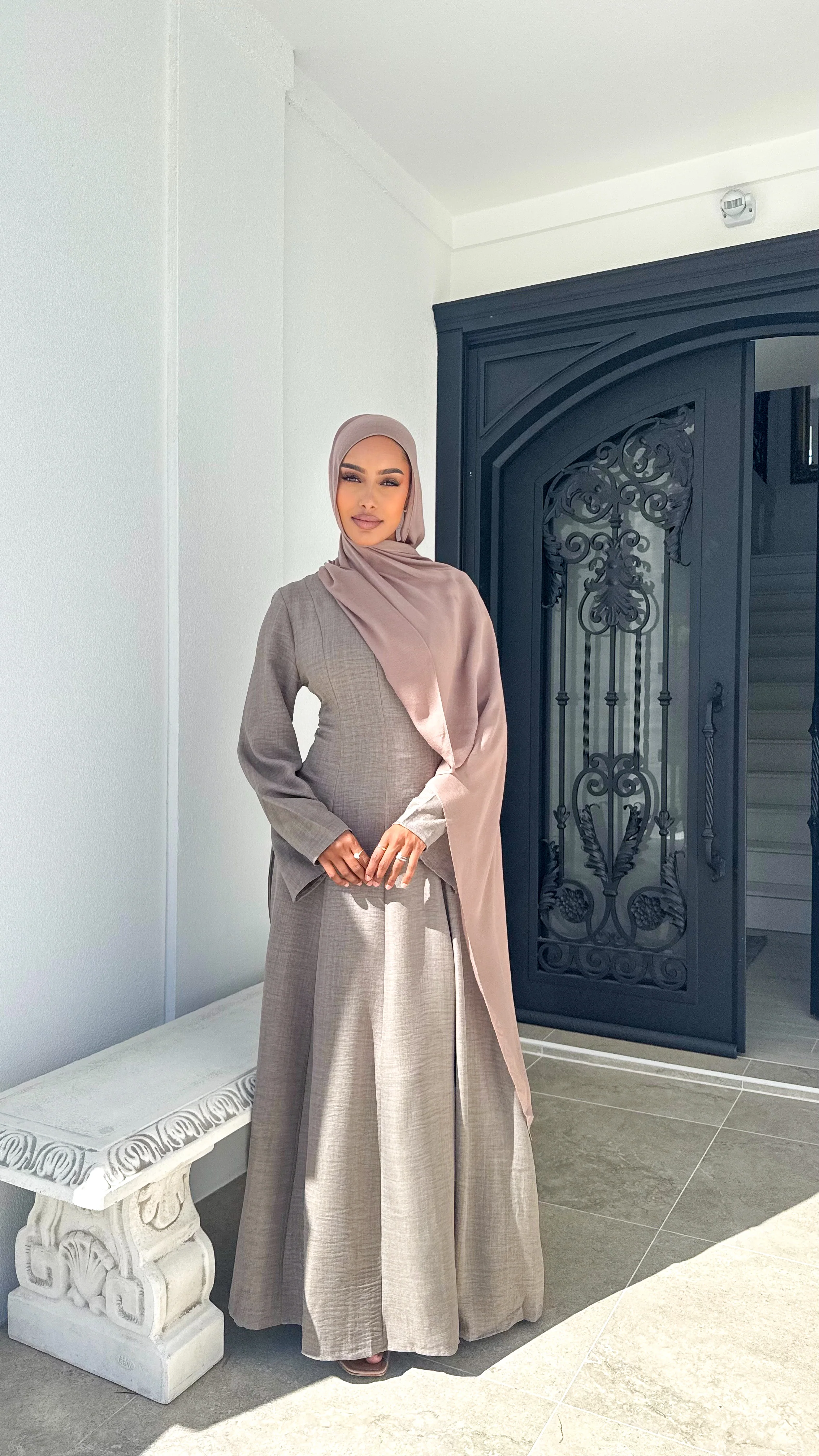 Sara Flow Dress - Image 5