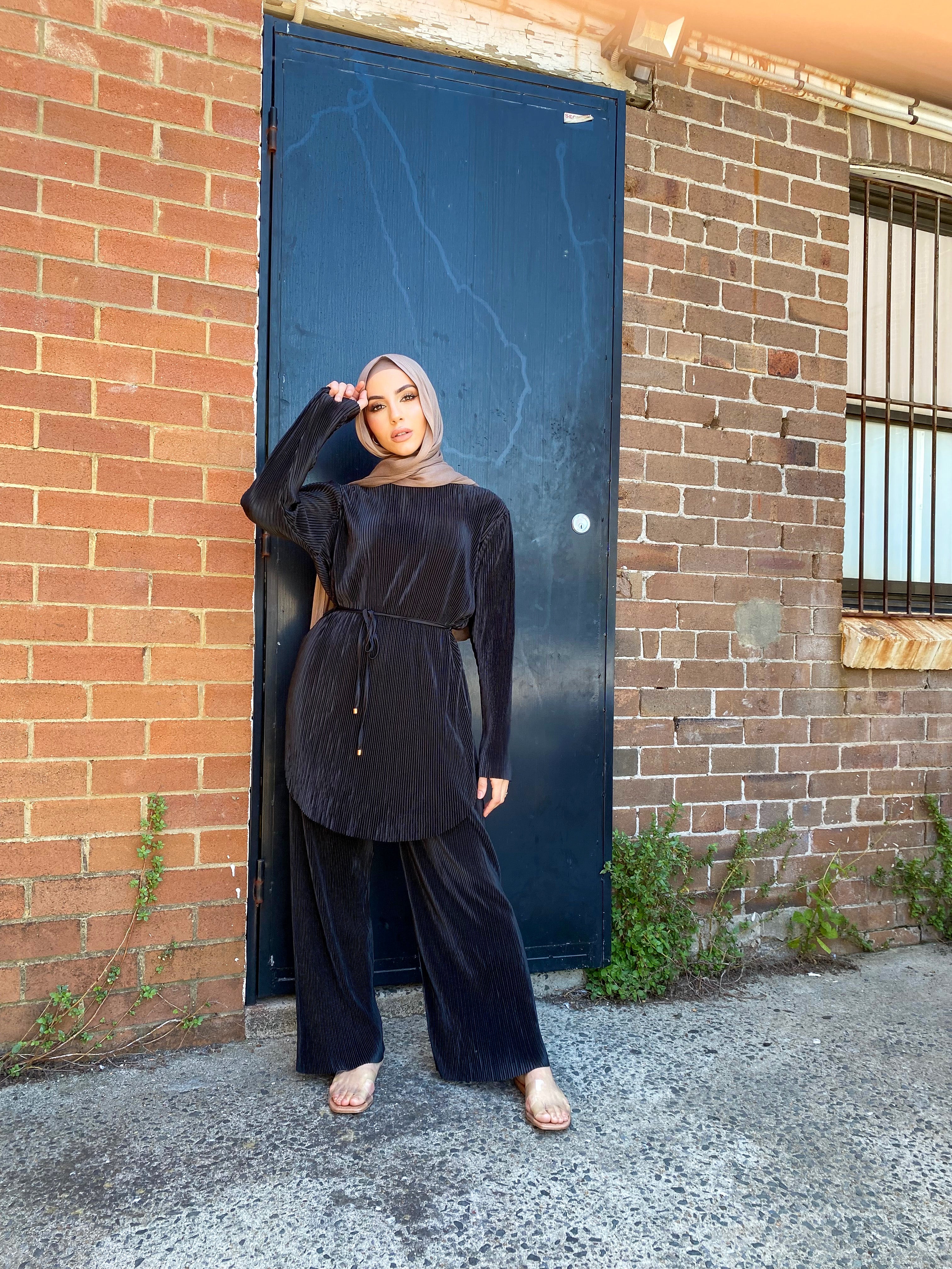 Satin Pleat Set - Image 10