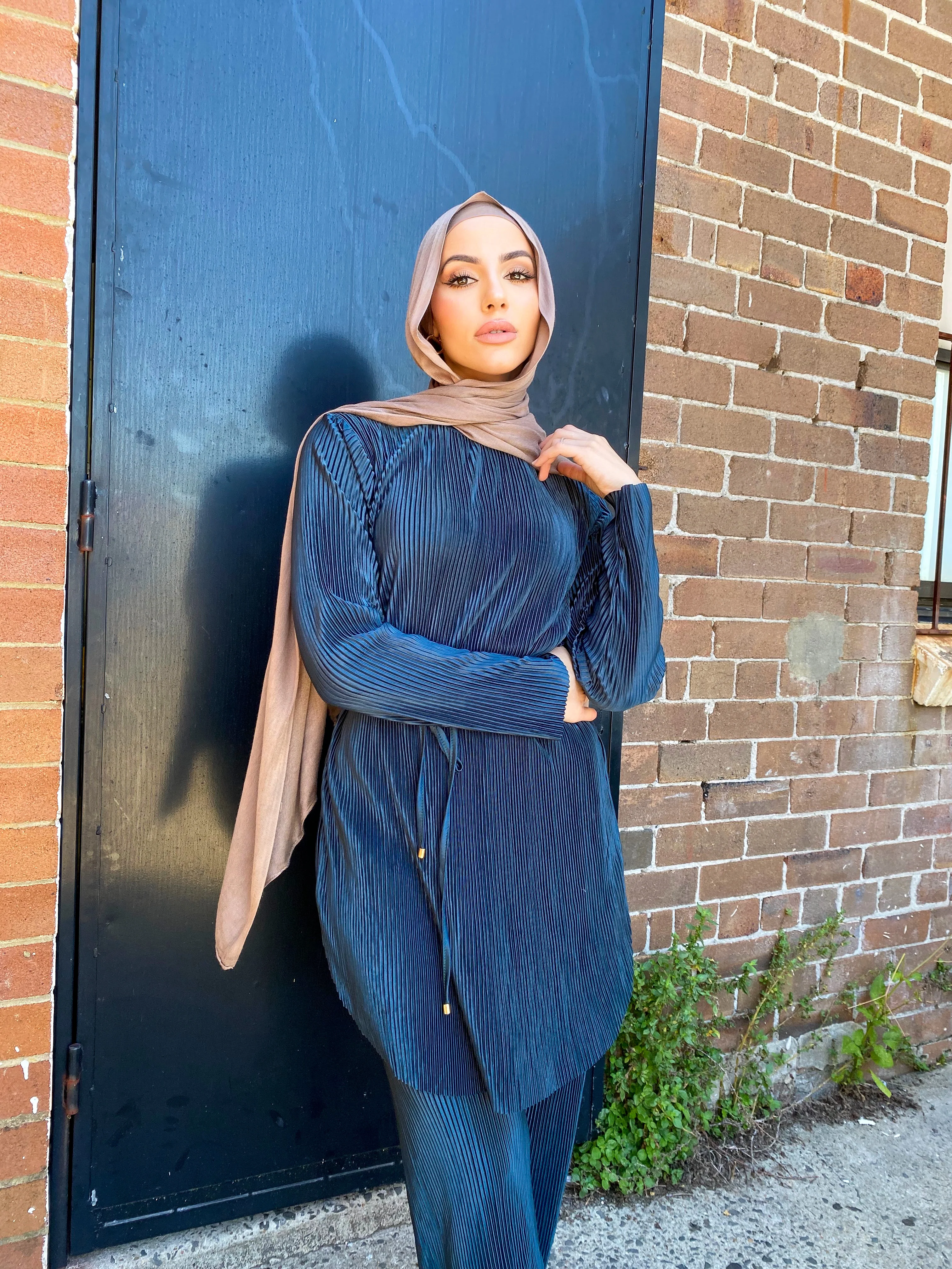 Satin Pleat Set - Image 8