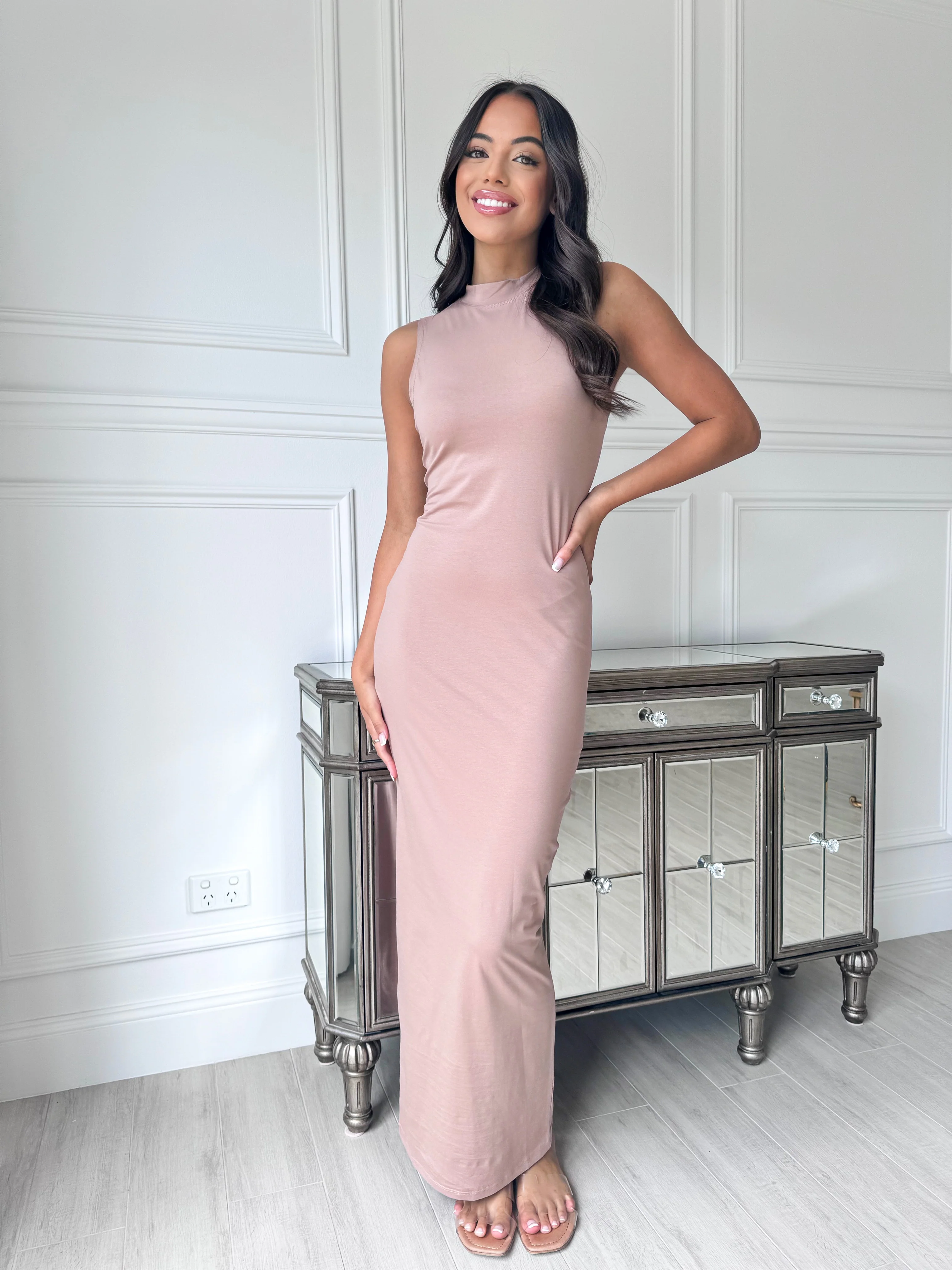 Sleeveless Bodycon Dress - Image 12